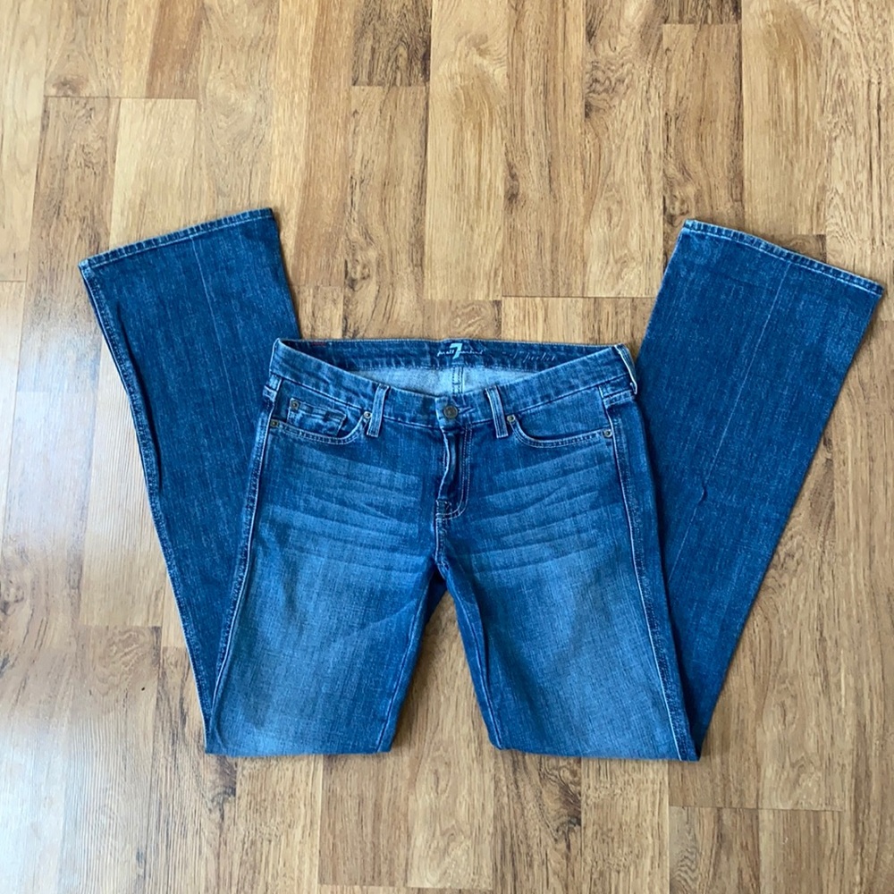 EUC “A Pocket” 7 For All Mankind women’s jeans